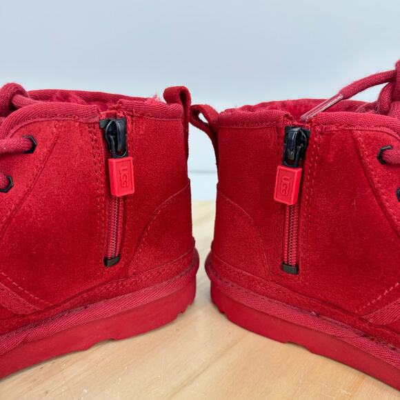 UGG Girls Winter Boots Size 12 Red Lace Up Zip Up Suede Outdoor Holidays - Picture 9 of 13
